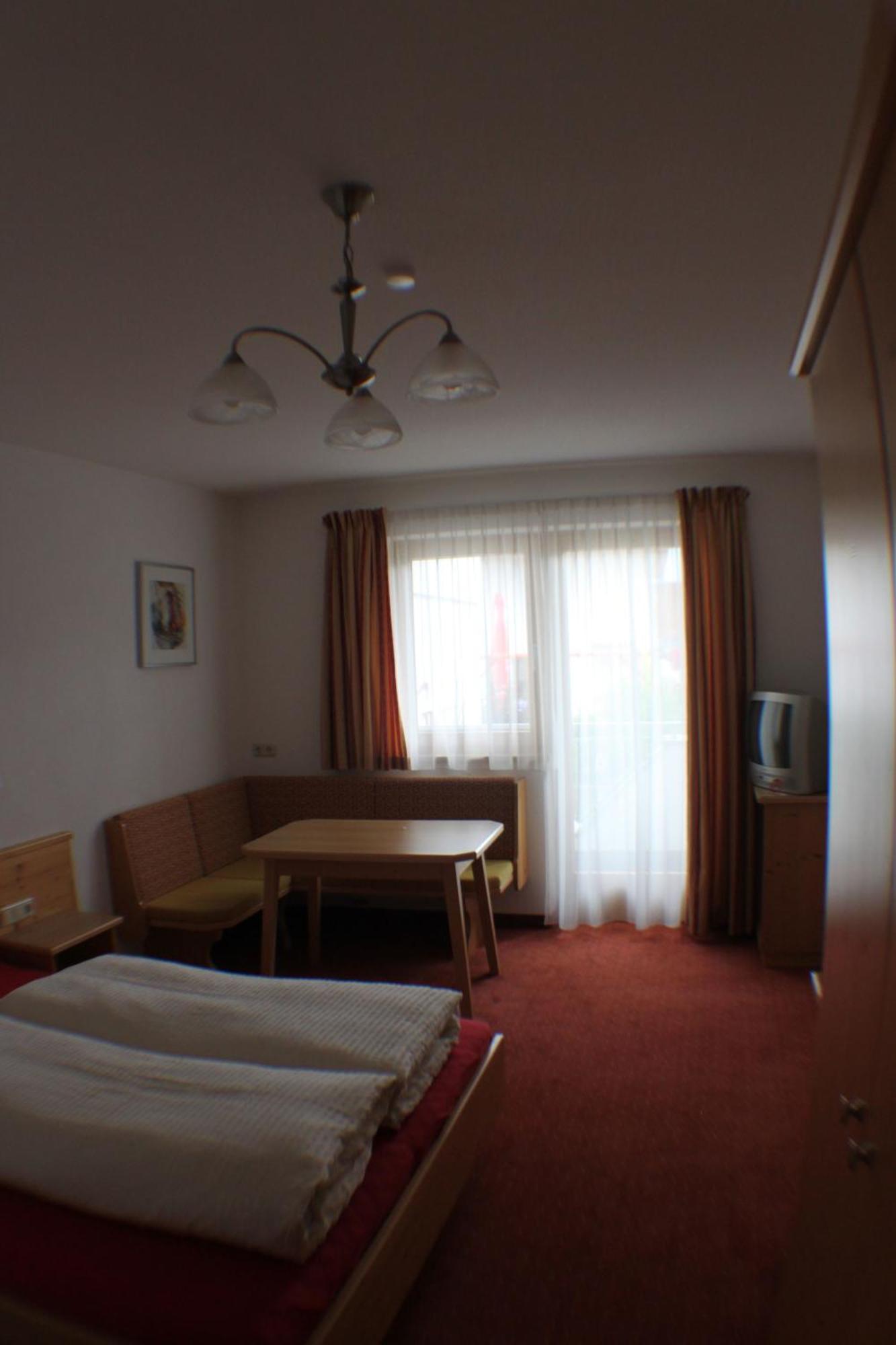 Haus Gerda Hotel Fiss Exterior foto
